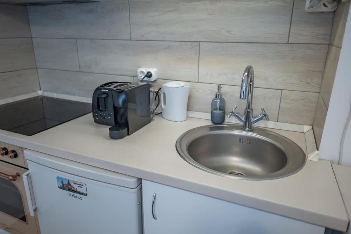 Chic Central Flat With River View Budapeszt Zewnętrze zdjęcie