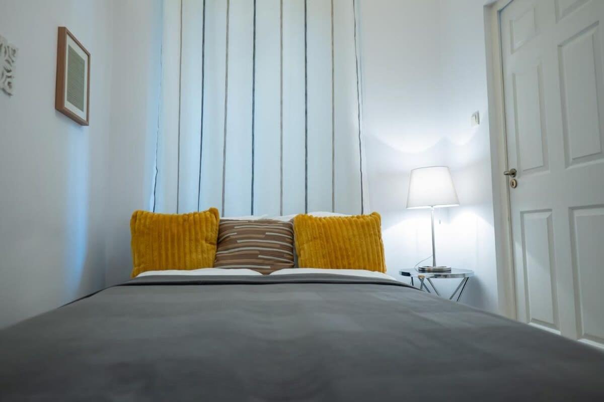 Chic Central Flat With River View Budapeszt Zewnętrze zdjęcie