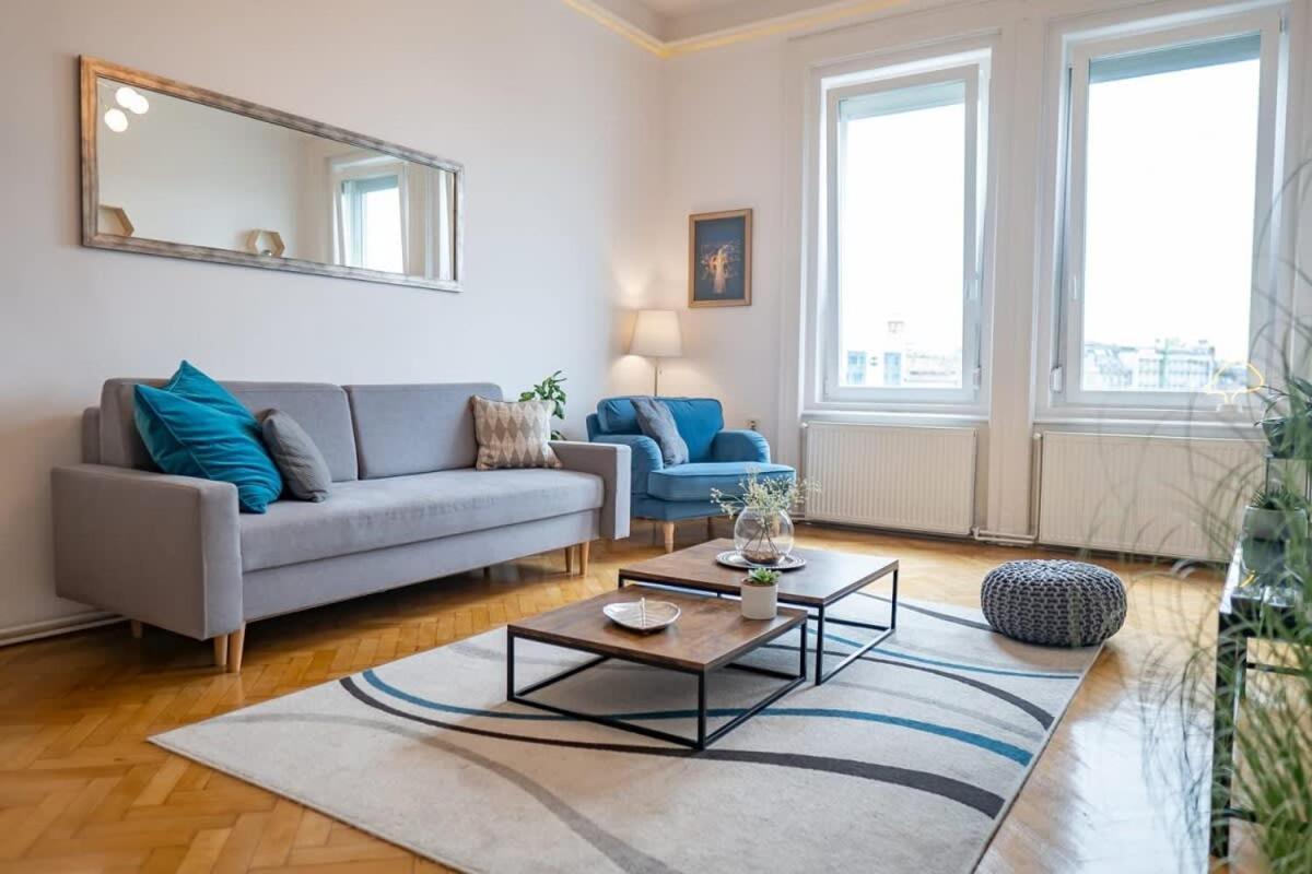 Chic Central Flat With River View Budapeszt Zewnętrze zdjęcie